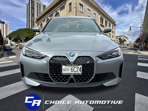 Used 2023 BMW i4 eDrive40 w/ Parking Assistance Package RWD image 11