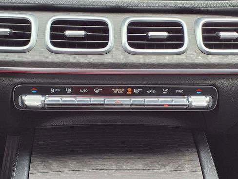 Used 2020 Mercedes-Benz GLE 350 image 27