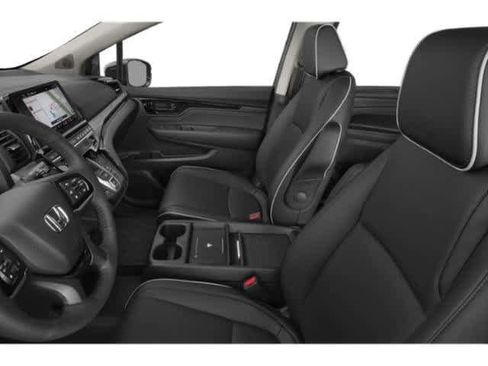 Used 2026 Honda Odyssey Elite image 9