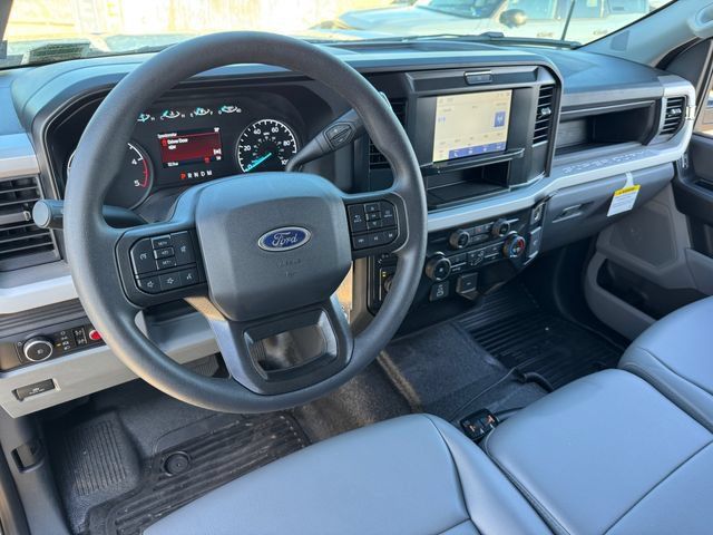 Used 2025 Ford F450 XL AWD/4WD image 13