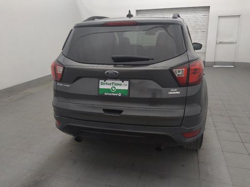 Used 2019 Ford Escape SE FWD image 7