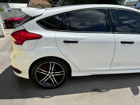 Used 2015 Ford Focus ST FWD image 10