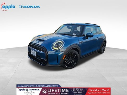 Used 2023 MINI Cooper S image 1