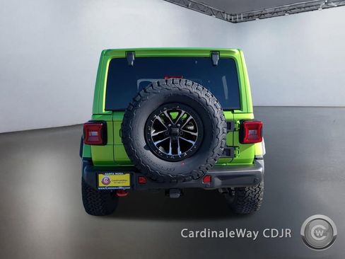 Used 2026 Jeep Wrangler Unlimited Rubicon AWD/4WD image 4