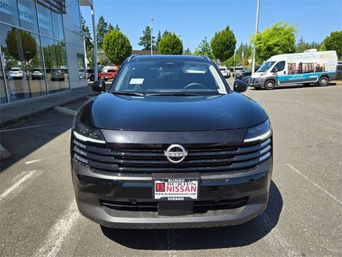 New 2025 Nissan Kicks SV w/ SV Premium Package image 2