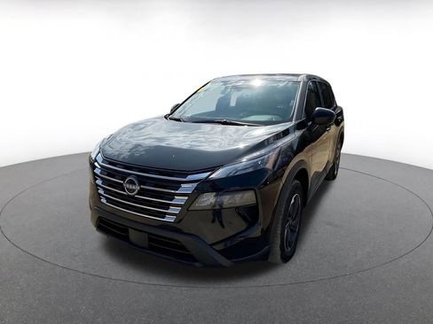 Used 2025 Nissan Rogue SV image 7