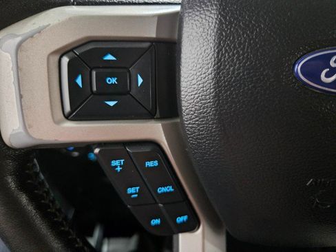 Used 2019 Ford F250 Lariat w/ Lariat Value Package image 46