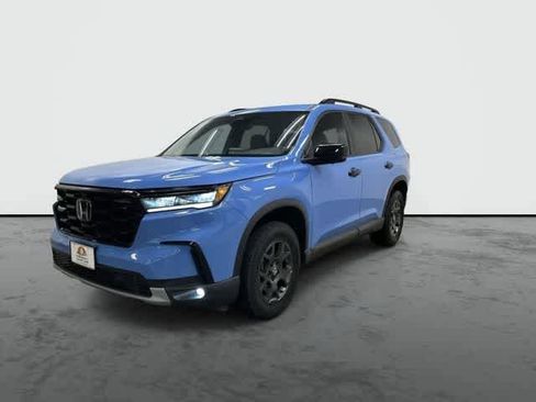 Used 2024 Honda Pilot TrailSport image 7