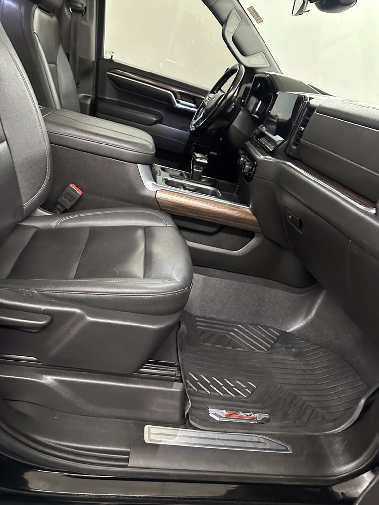 Used 2023 Chevrolet Silverado 1500 RST AWD/4WD image 41