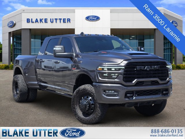 Used 2026 RAM 3500 Laramie AWD/4WD image 1