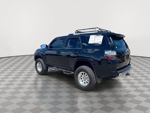 Used 2018 Toyota 4Runner TRD Off-Road Premium AWD/4WD image 8