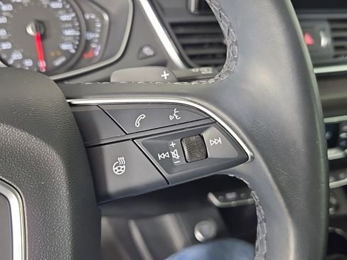 Used 2021 Audi Q5 2.0T Premium image 26