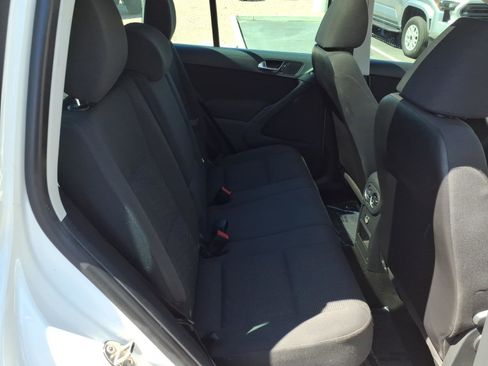 Used 2013 Volkswagen Tiguan S image 13