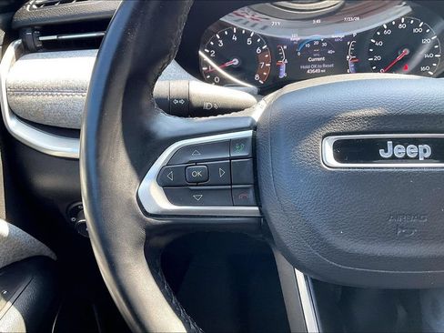 Used 2022 Jeep Compass Latitude AWD/4WD image 17
