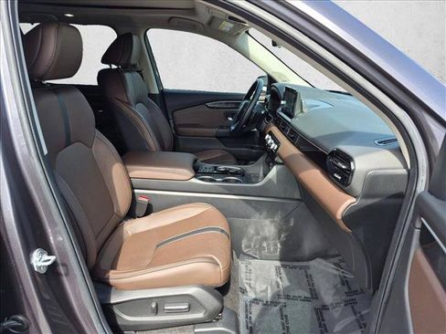 Used 2023 Honda Pilot Elite image 23