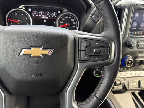 Used 2022 Chevrolet Silverado 2500 LTZ w/ LTZ Premium Package image 20