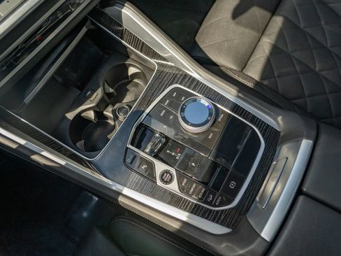 Used 2024 BMW X6 M60i AWD/4WD image 27