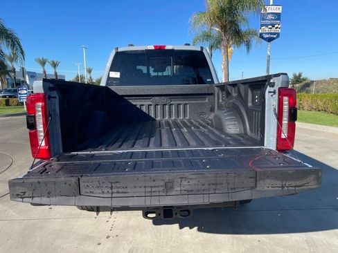 New 2026 Ford F250 Lariat w/ Black Appearance Package image 25