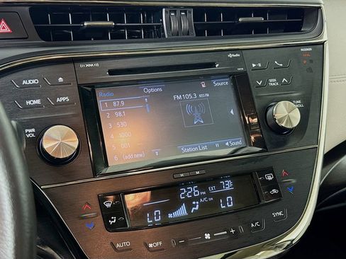 Certified 2016 Toyota Avalon XLE Premium FWD image 16