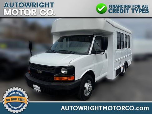 Used 2013 Chevrolet Express 3500 w/ School Bus Package RWD image 1