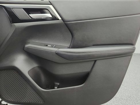 Used 2023 Mitsubishi Outlander Ralliart AWD/4WD image 29