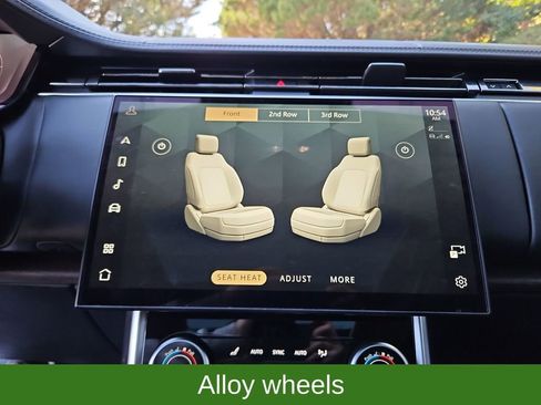 Used 2023 Land Rover Range Rover Long Wheelbase SE image 19