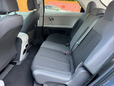 Used 2024 Hyundai Ioniq 5 SEL AWD/4WD image 16
