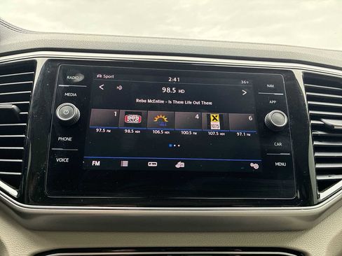 Used 2019 Volkswagen Atlas SEL image 12