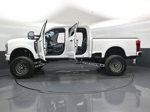 Used 2024 Ford F250 Limited w/ FX4 Off-Road Package AWD/4WD image 49