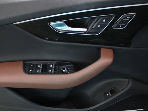 Used 2021 Audi Q7 2.0T Premium Plus image 24