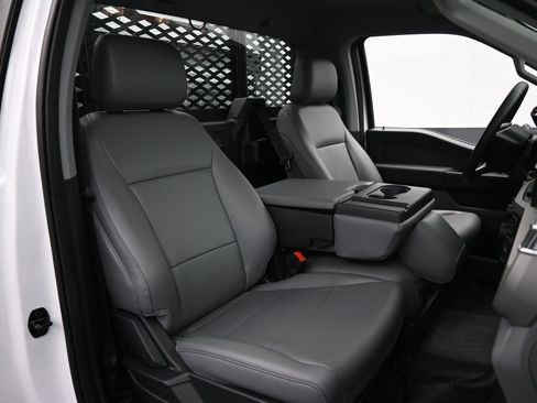 Used 2023 Ford F250 XL w/ XL Chrome Package image 29