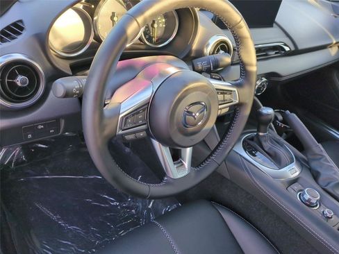 New 2026 MAZDA MX-5 Miata RF Grand Touring RWD image 9