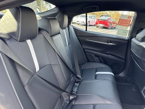 New 2025 Toyota Camry SE w/ Convenience Package FWD image 28