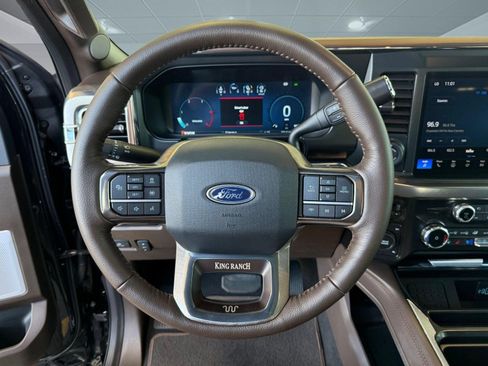 Used 2025 Ford F350 King Ranch w/ FX4 Off-Road Package AWD/4WD image 11