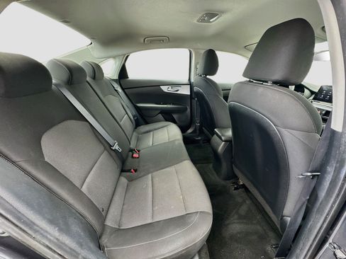 Used 2023 Kia Forte LXS FWD image 17