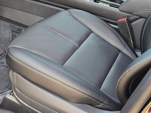 New 2025 Lincoln Corsair Reserve w/ Equipment Group 202A image 4