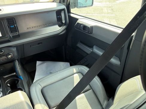 Used 2023 Ford Bronco Black Diamond image 31