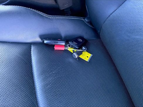 Used 2023 Toyota 4Runner Limited image 14