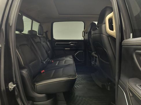 Used 2019 RAM 1500 Laramie AWD/4WD image 33