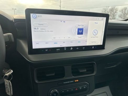 New 2025 Ford Maverick XL w/ Equipment Group 101A AWD/4WD image 33