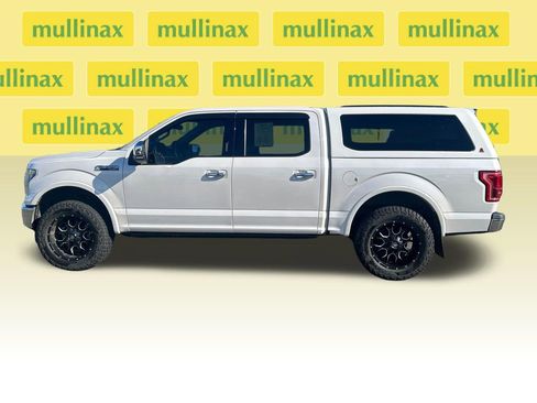 Used 2017 Ford F150 Lariat w/ Equipment Group 501A Mid AWD/4WD image 11
