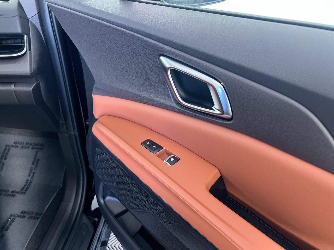 New 2026 Kia Carnival EX FWD image 32