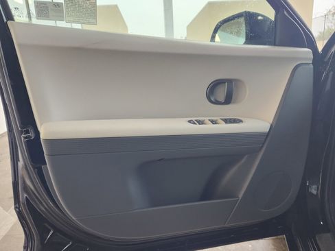 New 2026 Hyundai Ioniq 5 SEL image 10