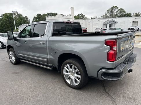 Used 2024 Chevrolet Silverado 1500 High Country w/ High Country Premium Package image 13