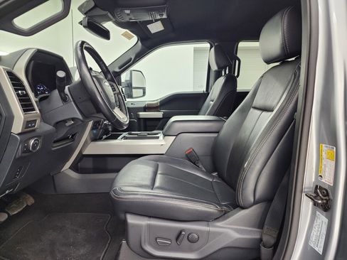 Used 2022 Ford F250 Lariat w/ Chrome Package image 8