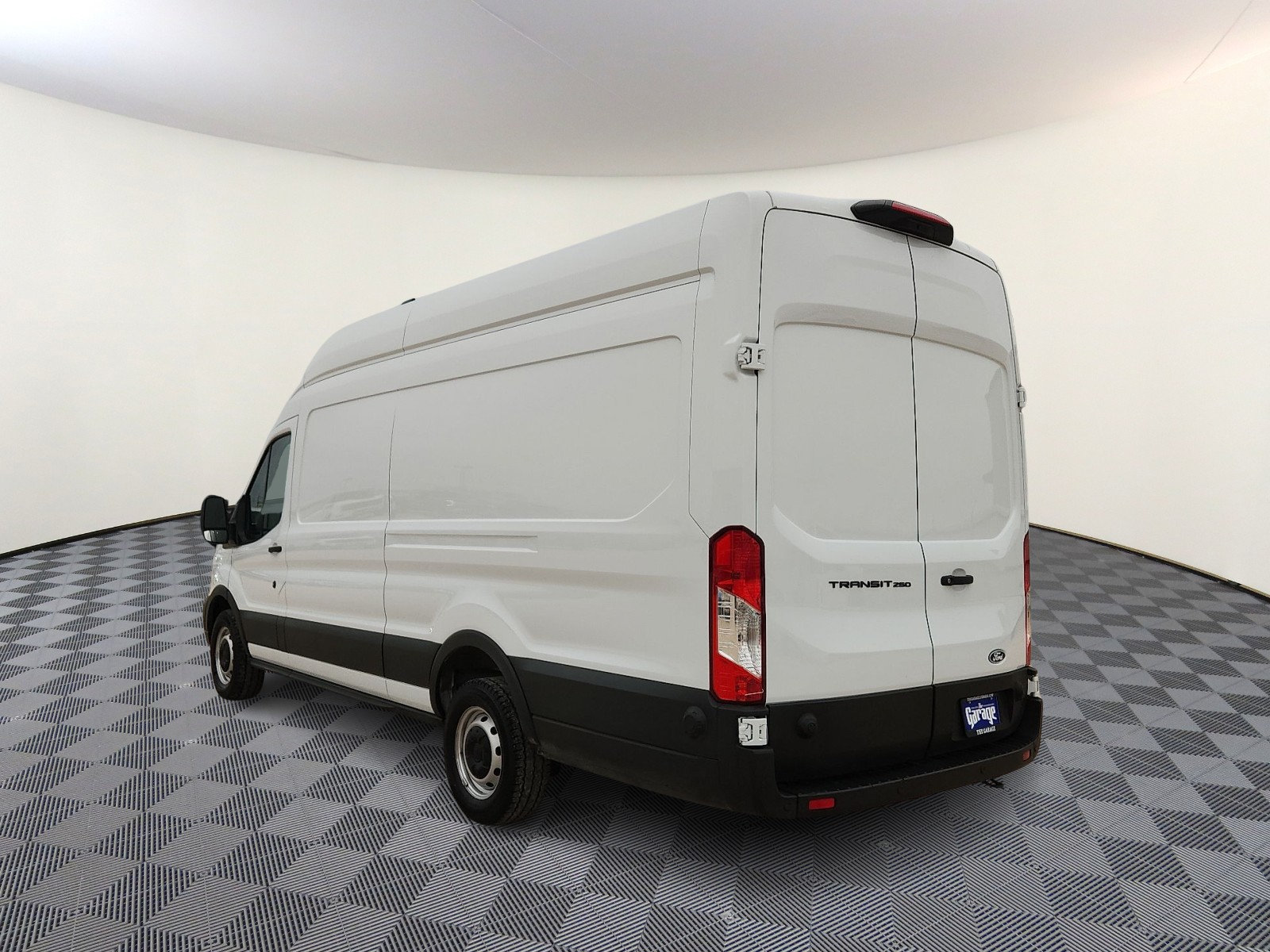 Used 2026 Ford Transit 250 148 High Roof Extended RWD image 3