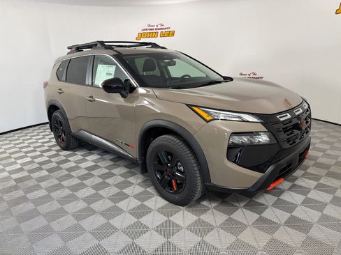 New 2026 Nissan Rogue SV AWD/4WD image 8