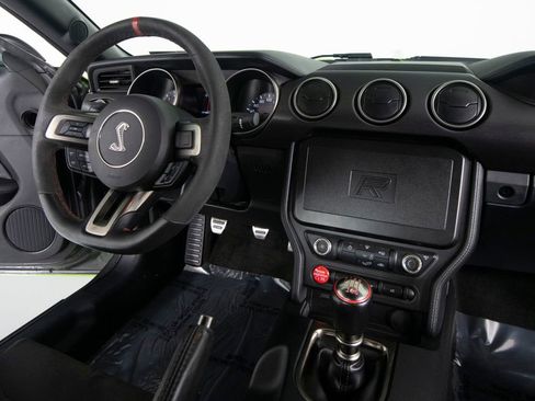 Used 2016 Ford Mustang Shelby GT350R w/ GT350R Equipment Group 920A image 29