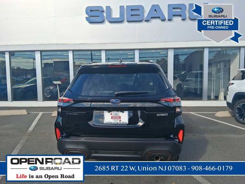Used 2025 Subaru Forester Sport image 8