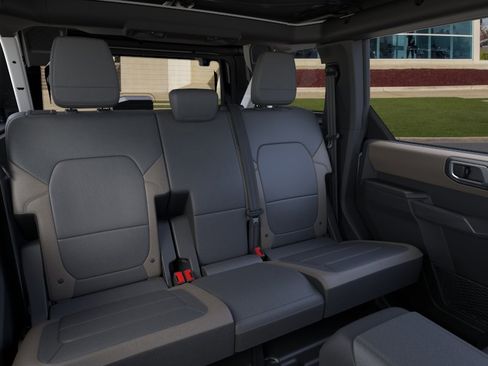 Used 2025 Ford Bronco Big Bend AWD/4WD image 11
